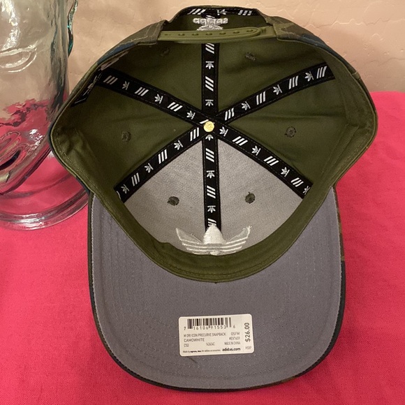 🆕 Adidas SnapBack Cap - Picture 7 of 11